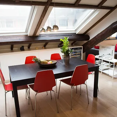 Urban Travellers Appartement *