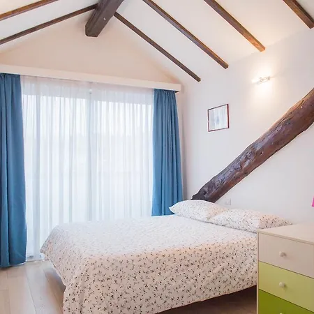Urban Travellers Appartement *